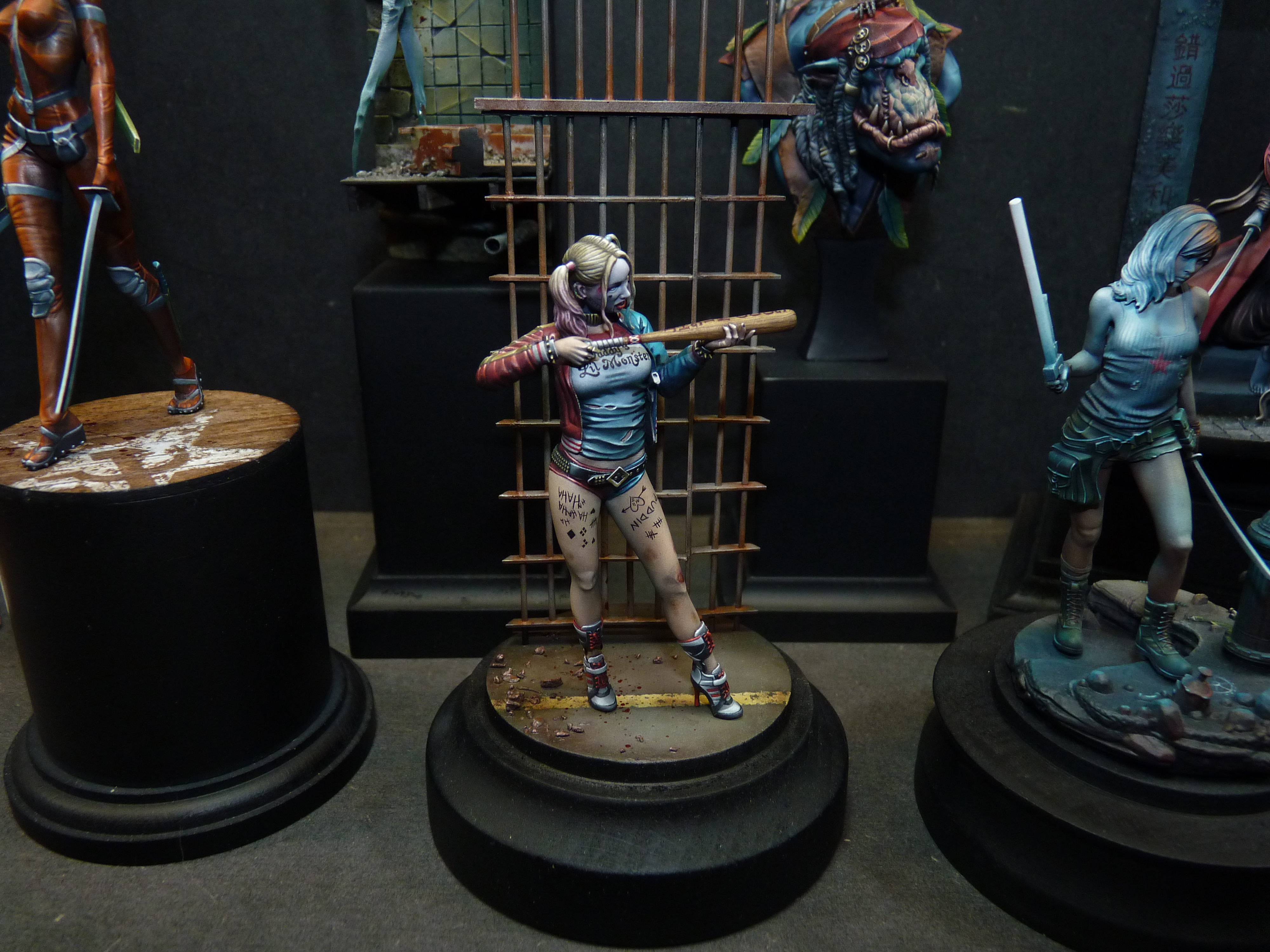 Awesome paintjob by Matthieu Favresse - Silver (for display) in Master Fantasy Figure